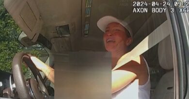 Gisele Bundchen Cries After Police Officer Pulls Her Over