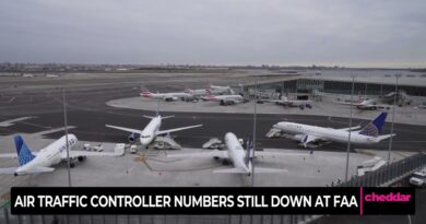 Air Traffic Controller Numbers Still Down at FAA