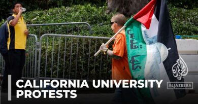 California University protests: Police surround group of demonstrators