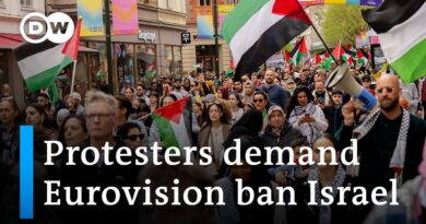 Eurovision: Thousands of pro-Palestinian demonstrators march through Malmö | DW News
