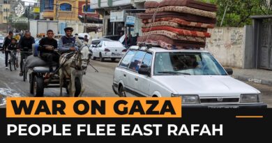 Israel orders Rafah evacuation after night of intense bombardment | Al Jazeera Newsfeed