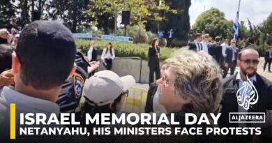 Netanyahu, his ministers face protests during Memorial Day commemoration