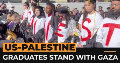 US students use graduation to stand with Palestine | Al Jazeera Newsfeed