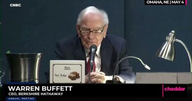 Warren Buffet: A.I. Scams Have “Enormous Potential For Harm”