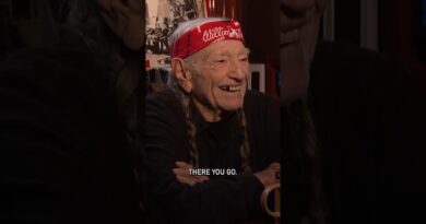 Who wore it better: @WillieNelson or Stephen? #Colbert #shorts
