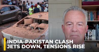 Airstrikes Intensify India-Pakistan Standoff
