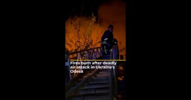 Fires burn after deadly air attacks in Ukraine’s Odesa | AJ #shorts