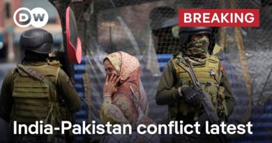India and Pakistan both issue statements justifying their military actions | DW News