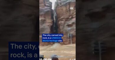 Jordan: UNESCO world heritage site Petra flooded after rainfall | DW News