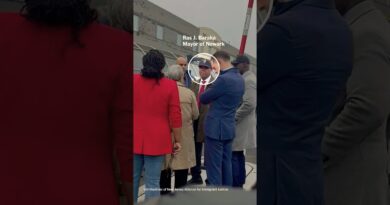 Newark’s Mayor Arrested Outside ICE Detention Center