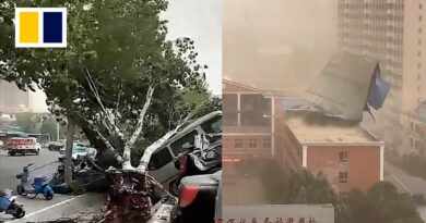 Record-breaking windstorm hits Chinese cities