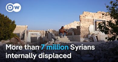 Syrians try to return to devastated homes after Assad fall | DW News