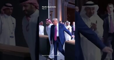 Trump Says U.S. Will End Sanctions on Syria