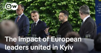 Will threats of new sanctions force Russia to accept a 30-day ceasefire in Ukraine? | DW News