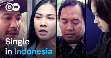 Single in Indonesia: Stigma and emancipation | DW Documentary