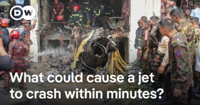 Bangladesh Air Force pilot reported a mechanical fault shortly after take-off | DW News