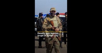 Deadly gun battles erupt in mainly Druze city in Syria | AJ #shorts