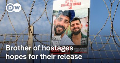 Families of Gaza hostage want Israel’s government to do more to bring back their relatives | DW News