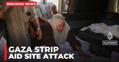 GHF food site attack 30 Palestinians killed waiting for food parcels