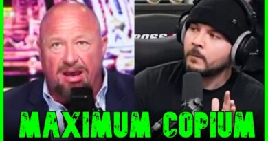 MAGA Bozos SHORT-CIRCUIT Defending Trump’s Epstein BETRAYAL | The Kyle Kulinski Show