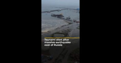 Tsunami alert after massive earthquake east of Russia | AJ #shorts