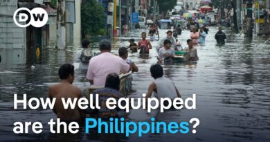 Typhoon Co-may sparks deadly floods in Philippines | DW News