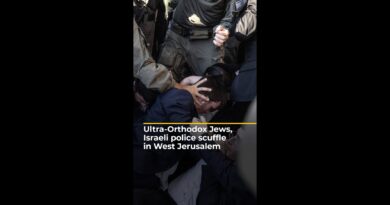 Ultra-Orthodox Jews, Israeli police scuffle in West Jerusalem | AJ #shorts