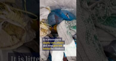 Drones clear rubbish on Mount Everest