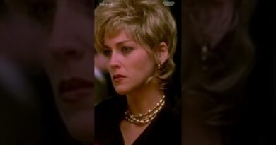 How Robert De Niro pissed off Sharon Stone on the set of “Casino.” #hollywood #movies