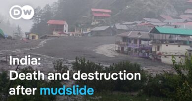 What caused the flash flooding that swept through village in India’s state of Uttarakhand? | DW News