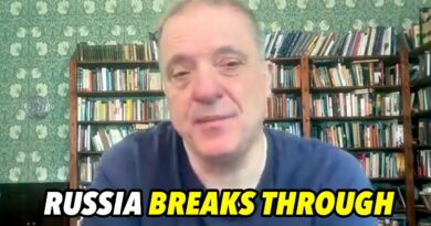 Zelensky UK/EU Plot To Gatecrash Alaska Summit; Russia Breaks Through Pokrovsk Defences; BRICS Unite