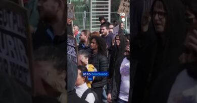 France faces nationwide “Bloquons Tout” protests | DW News