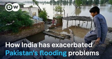 Pakistan evacuates additional 300,000 people as flooding consequences intensify | DW New