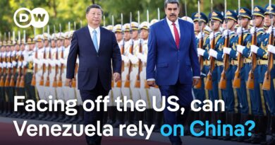 Pentagon: Venezuelan fighter jets fly near US navy vessels in ‘highly provocative’ move | DW News