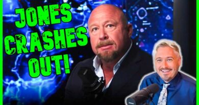 ‘RAT!’: Alex Jones CRASHES OUT At ‘DEMON’ Co-Host Who Left InfoWars | The Kyle Kulinski Show
