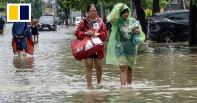 Rescue under way after deadly floods in Bali
