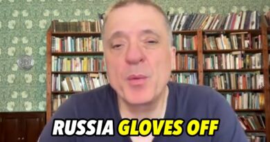 Russia Pulls Off Gloves; Dnieper Bridge Hit, Kiev Government HQ Hit, Biggest Drone Strike; Pokrovsk