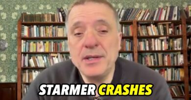 Starmer Crashes; Paris Talks Fail; Trump Rows Back Backstop Sanctions; Russia To Strike UK/EU Troops
