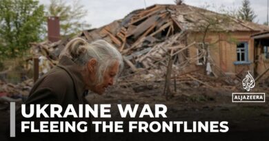 Ukrainians flee eastern frontlines as Russian advance sparks fear and frustration
