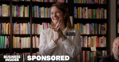 Inside The Charleston Bookstore That Hosts Walking Tours, Best-Selling Authors, And Book Lovers