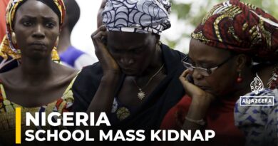 Mass school kidnapping in Nigeria: 300 students and teachers abducted
