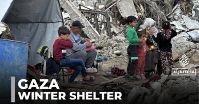 Palestinians build new shelters as winter approaches in Gaza