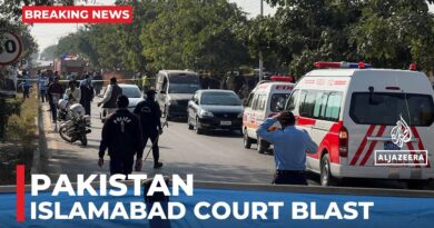 Six killed in blast outside Islamabad court in Pakistan, police say