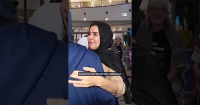 South Africa grants entry to over 150 Palestinians arriving on ‘mystery’ plane | DW News