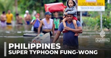 Super Typhoon Fung-wong approaches Philippines, nearly 1 million evacuated
