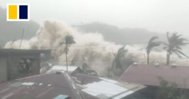 Super Typhoon Fung-wong slams the Philippines