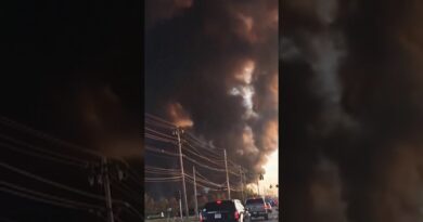 UPS Plane Crashes in Louisville; at Least 4 Are Dead