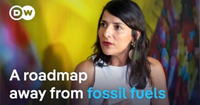 Why an oil producing country is supporting a transition away from fossil fuels | DW News
