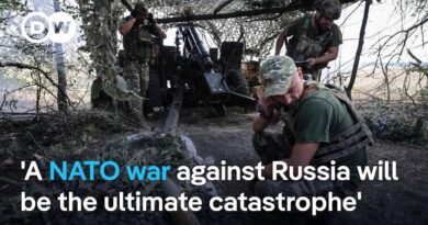 Why is Russia ratcheting up its attacks to take full control of Pokrovsk? | DW News