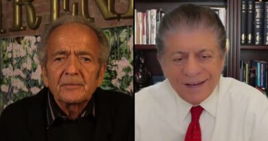 AMERIKA: LIVING UNDER THE RULES OF FOOLS